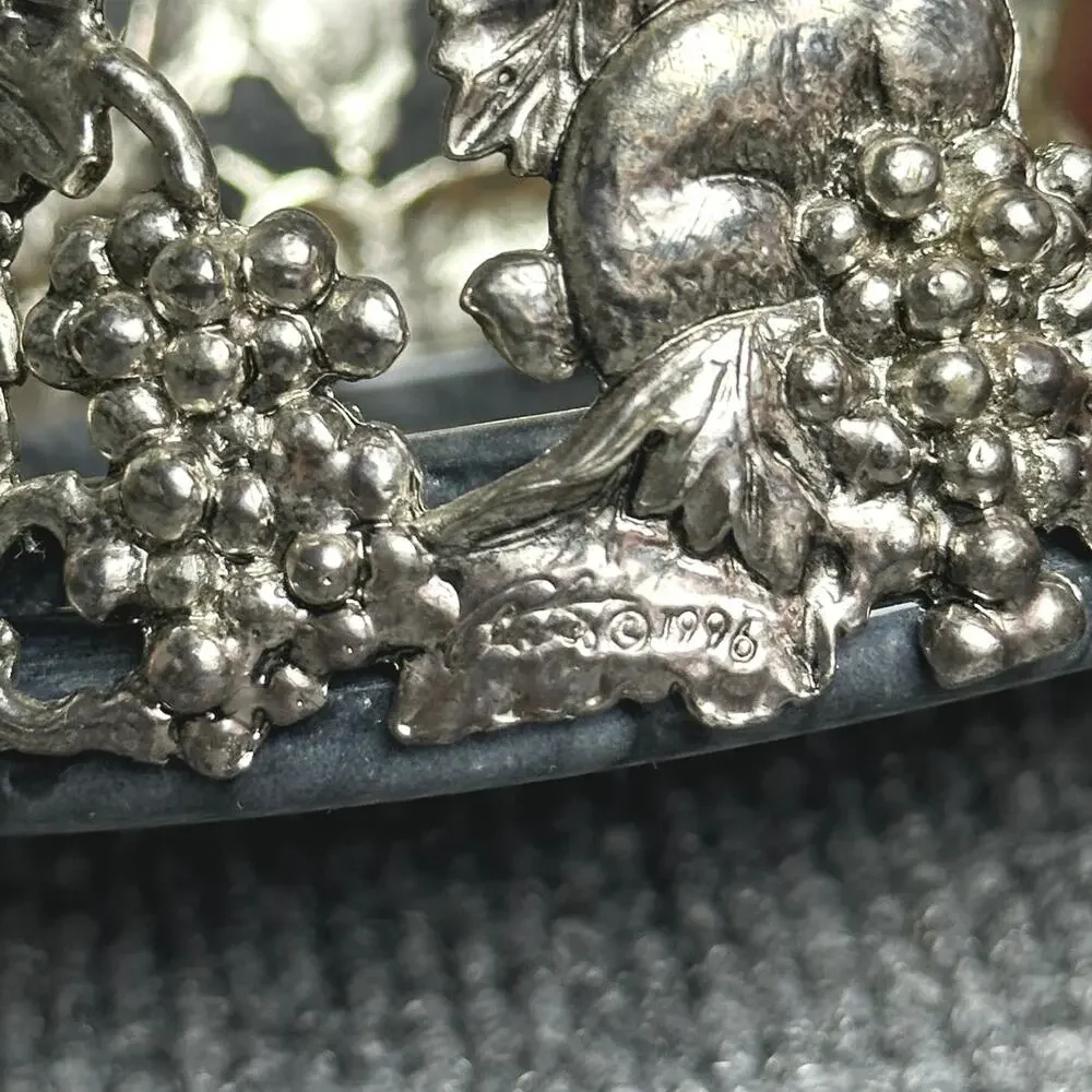 Vintage Arthur Court repousse wine coaster grapevine rabbits pewter cork marble